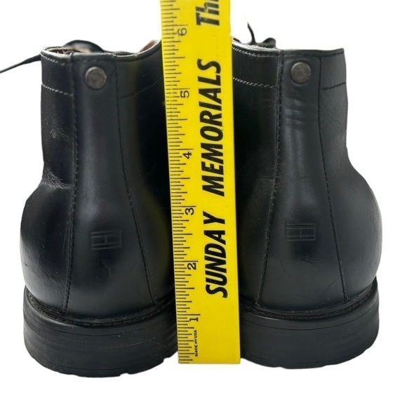 TOMMY HILFIGER Mens Chukka Boots 11 M Black Leather Oxford Boot Rubber Sole EUC - Picture 13 of 15